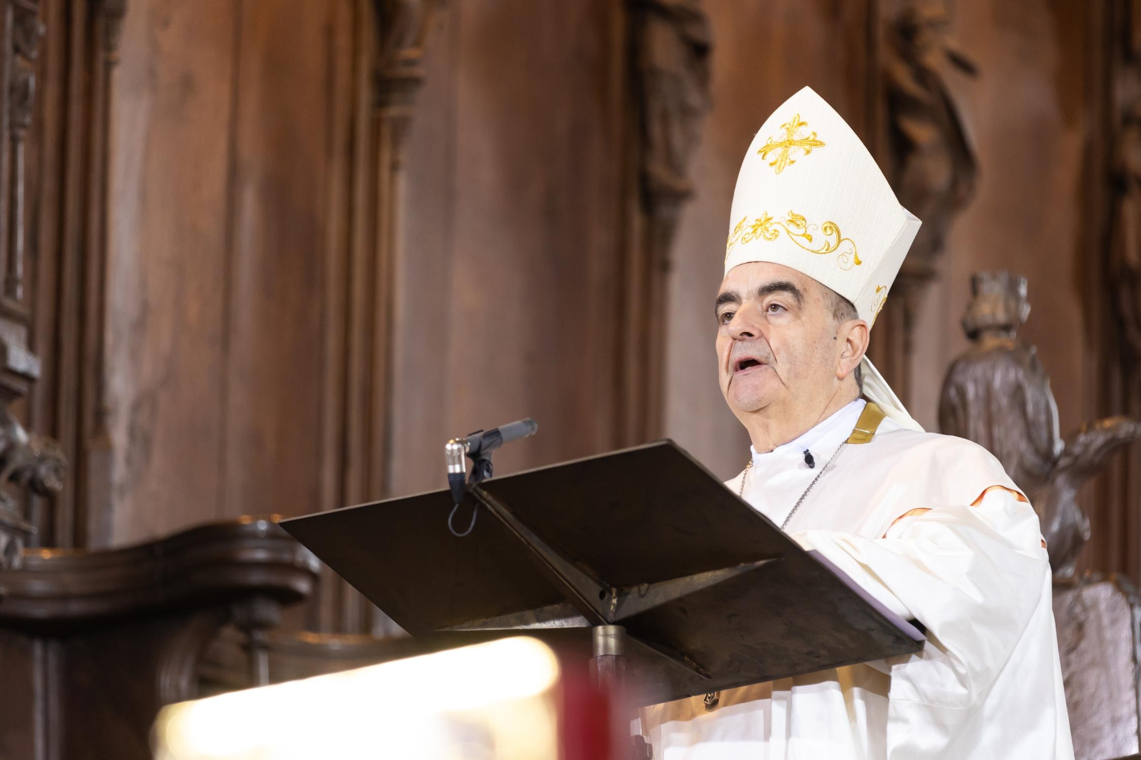 Apostolischer Nuntius Erzbischof Dr. Nikola Eterović Amtseinführung Erzbischof Herwig Gössl